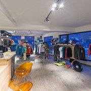 Půjčovna a testcentrum